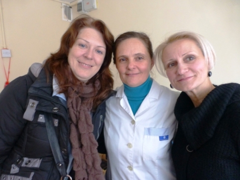 Unser Gumpo-Trio in Minsk: Projektbegleiterin Irina M., die Therapeuten Inna Malkevich und Alexandra Ermakova